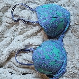 Beautiful Victoria secret RARE Green and lavender purple bra